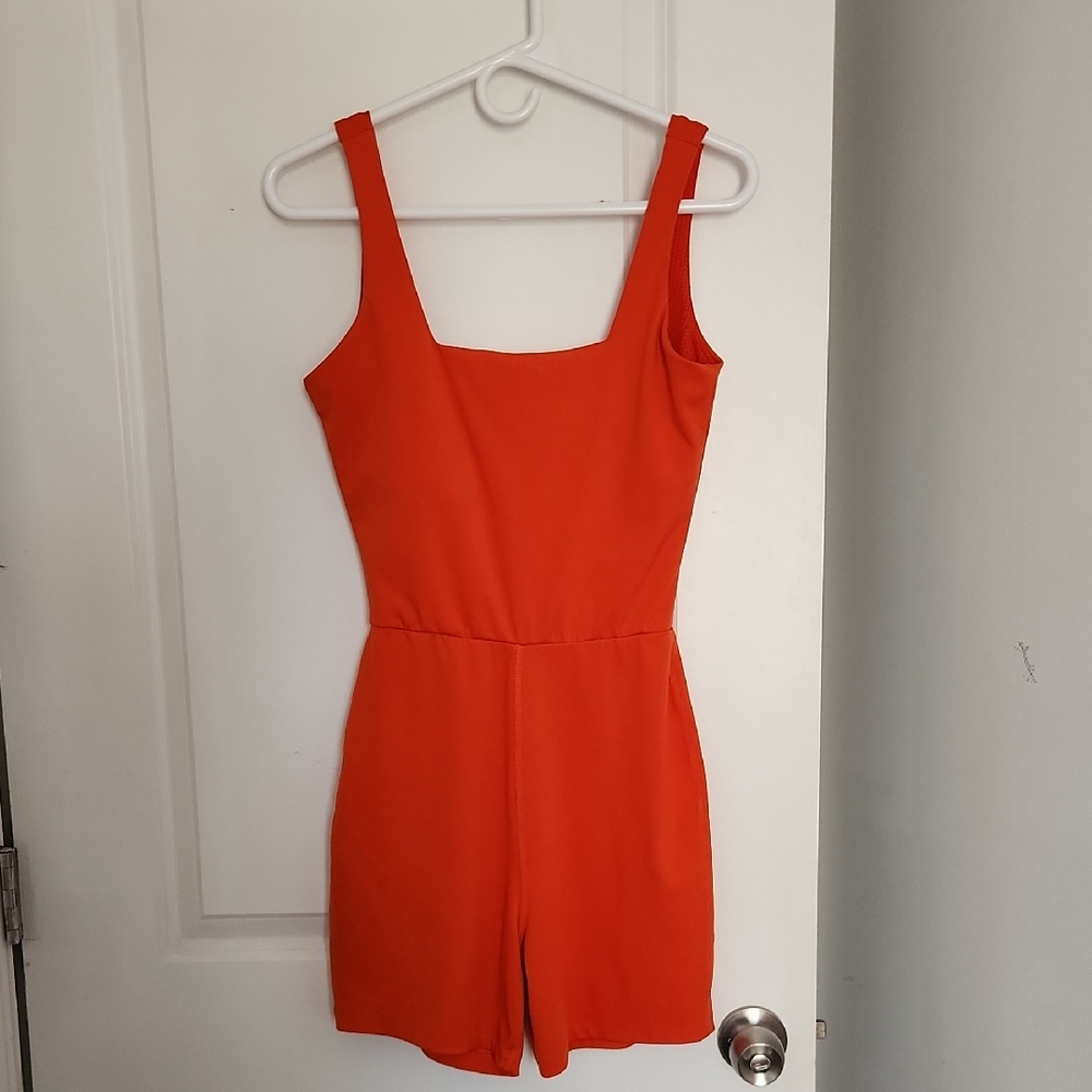 Sincerely Jules Active Romper Sz Medium